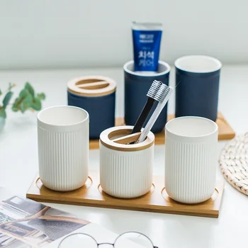 WSHYUFEI Nordic simple керамический набор для мытья посуды для ванной комнаты из четырех частей держатель зубной щетки Пара чашек для полоскания рта поднос для свадебного подарка