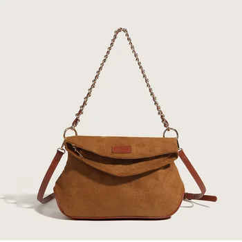 Брендовая дизайнерская замшевая женская сумка на цепочке Модная универсальная сумка через плечо Маленькая сумочка-крылышко Тренд 2023 года